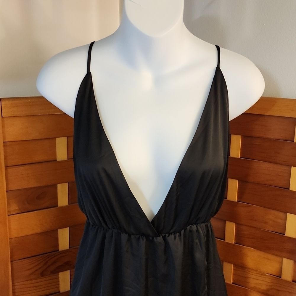 Simplee brand black silky slip dress - Picture 2 of 12